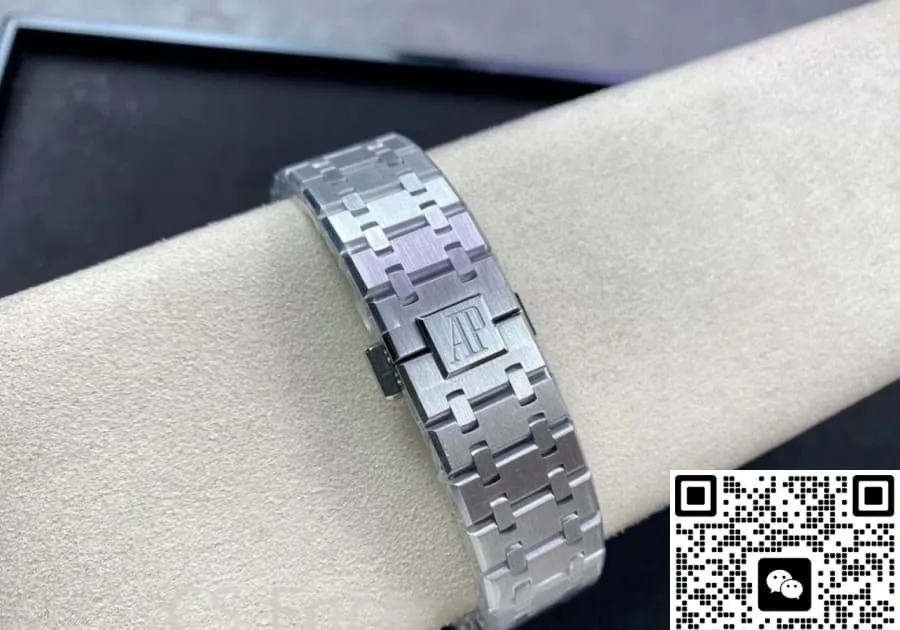 R8 Factory Audemars Piguet Royal Oak 26730TI.OO.1320TI.04 1:1 Best Edition Replica Watch